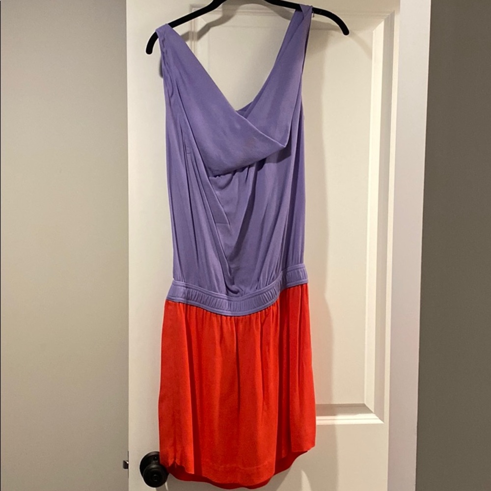 Diane Von Furstenberg size 6 dress